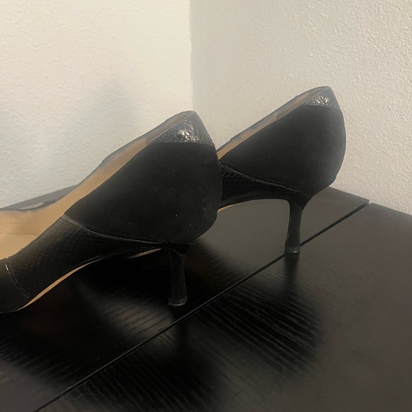 Jimmy Choo Black Snakeskin & Suede Pumps 👠 - Picture 7 of 11